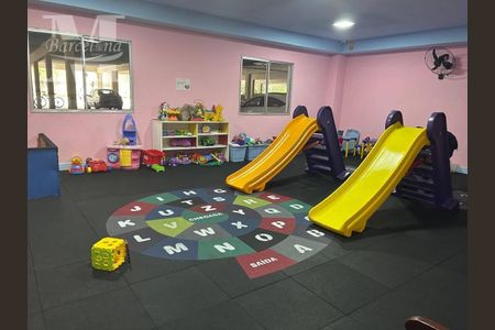 4_photo/94dce36c75.87d102c70d9b9577-ATLAS-1fce5cce-7fe2-4f4e-a558-3a68492a92ce.jpg de apartamento à venda com 3 quartos, 62m² em Portão, Curitiba