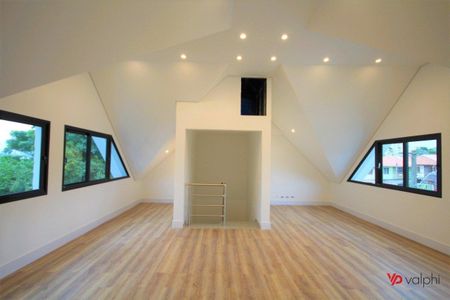 15_photo/94dce36cd3.4f5074d6044b900e-ATLAS-cb52c170-9672-41d4-a4c9-7892b02b7abc.jpg de casa para alugar com 0 quarto, 188m² em Santa Quiteria, Curitiba