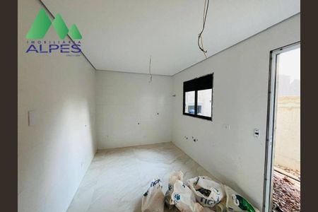 11_photo/94dce36d0d.77fa9bd083dc096a-ATLAS-9a96f4f6-13e4-41cb-be2c-ae9dec75c78a.jpg de casa à venda com 3 quartos, 126m² em Santa Quiteria, Curitiba