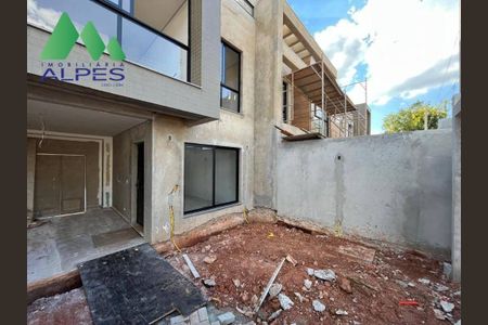 9_photo/94dce36d0d.77fa9bd083dc096a-ATLAS-d5d358bc-4d2e-46f1-b1f7-1539a14ca34e.jpg de casa à venda com 3 quartos, 126m² em Santa Quiteria, Curitiba