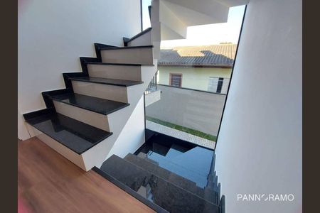 8_photo/94dce36d15.57d2bac38541ad50-ATLAS-80ccc2fe-ea8a-4e02-8e8d-8f2bedbb72d1.jpg de casa à venda com 3 quartos, 157m² em Santa Quiteria, Curitiba