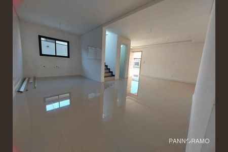 5_photo/94dce36d15.57d2bac38541ad50-ATLAS-dfd46750-e960-4450-a504-a207eb7bcd79.jpg de casa à venda com 3 quartos, 157m² em Santa Quiteria, Curitiba