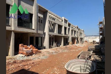 2_photo/94dce36d6d.702b688eb45dcaf1-ATLAS-aa28c446-2c6d-4e2a-b420-6304639c16d2.jpg de casa à venda com 3 quartos, 146m² em Portão, Curitiba