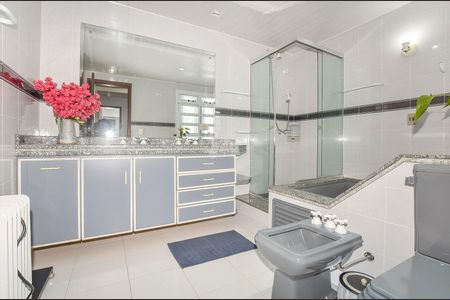 3_photo/94dce36daf.9572e7b1eb576615-ATLAS-297bf201-fd17-48de-acf4-df2fdcebb09c.jpg de casa à venda com 4 quartos, 385m² em Portão, Curitiba