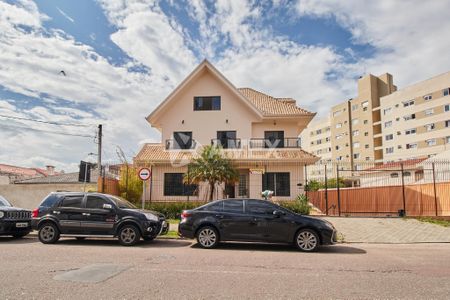 1_photo/94dce36de3.b7afec13c8c84584-ATLAS-78ef2f80-8bb0-414f-8335-7c9b54f5c68d.jpg de casa à venda com 4 quartos, 435m² em Portão, Curitiba