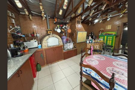 5_photo/94dce36ed3.8a734c1c2a3b006e-ATLAS-1a226fb9-6705-4d14-9e6b-48a6e87eff39.jpg de casa para alugar com 3 quartos, 300m² em Portão, Curitiba