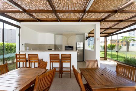 8_photo/94dce36f81.507a38b60af2f892-ATLAS-c2450238-4e42-4f43-b4cc-8f2ef1cdd5b8.jpg de apartamento à venda com 3 quartos, 125m² em Portão, Curitiba