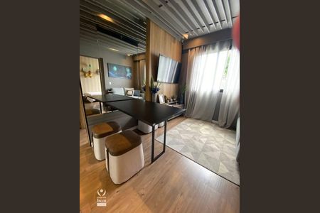 4_photo/94dce37043.6ca9a6e84e4af6da-ATLAS-b725c3c8-10db-4171-bb5f-9bf61f756543.jpg de apartamento à venda com 2 quartos, 40m² em Vila Izabel, Curitiba