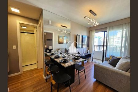 5_photo/94dce37069.4bf7fc3003cea6c4-ATLAS-bc9cce8c-d413-4634-b569-e46a5c100102.jpg de apartamento à venda com 2 quartos, 39m² em Vila Izabel, Curitiba