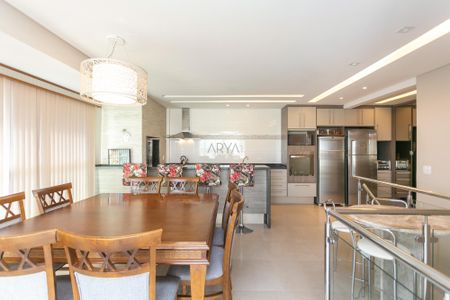 10_photo/94dce37071.12dc0bccb74a56cd-ATLAS-a5ba4e35-8bee-4a50-a32e-fdc9725b682b.jpg de apartamento à venda com 3 quartos, 163m² em Vila Izabel, Curitiba