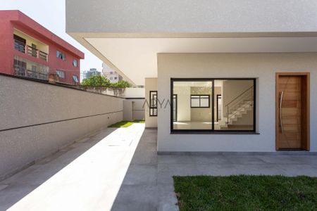 2_photo/94dce370a7.0aeeebdec6edfca9-ATLAS-024046ac-aa87-43b7-8cda-234658925eb1.jpg de casa à venda com 3 quartos, 143m² em Vila Izabel, Curitiba
