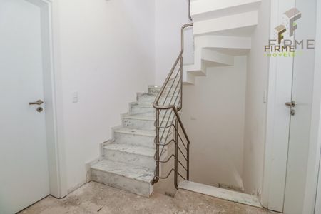 27_photo/94dce370a7.0aeeebdec6edfca9-ATLAS-1b4a61fa-8189-4ee7-a684-d5950744bbfa.jpg de casa à venda com 3 quartos, 139m² em Vila Izabel, Curitiba