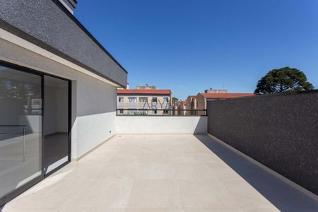 9_photo/94dce370a7.0aeeebdec6edfca9-ATLAS-1c44de15-da65-4549-baf4-3f9e68e3ea14.jpg de casa à venda com 3 quartos, 143m² em Vila Izabel, Curitiba