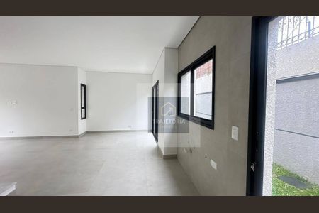 9_photo/94dce370a7.0aeeebdec6edfca9-ATLAS-31242b5d-6c98-4c1d-b705-3a80055f31bc.jpg de casa à venda com 4 quartos, 188m² em Vila Izabel, Curitiba