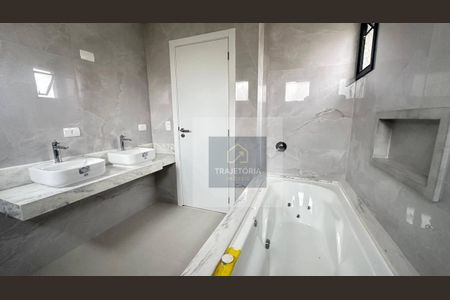 25_photo/94dce370a7.0aeeebdec6edfca9-ATLAS-a92aff33-618d-4c47-9cbb-52dd06b7a2ba.jpg de casa à venda com 4 quartos, 188m² em Vila Izabel, Curitiba