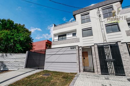 4_photo/94dce370a7.0aeeebdec6edfca9-ATLAS-c3e37897-63a3-4a00-8f89-0018c28f41da.jpg de casa à venda com 3 quartos, 139m² em Vila Izabel, Curitiba