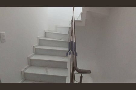 5_photo/94dce370a7.cc8635e279aaf05a-ATLAS-54b214bb-419b-4ff0-aaf1-7374cd9e4ece.jpg de casa à venda com 3 quartos, 139m² em Vila Izabel, Curitiba