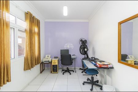 6_photo/94dce370af.6f42d91f51f3b499-ATLAS-a43f37bb-d5a9-4f62-a4d2-56e79f66c28a.jpg de casa à venda com 4 quartos, 326m² em Vila Izabel, Curitiba