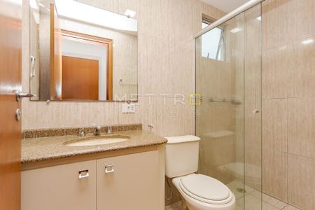 4_photo/94dce371a5.f51e5f52abb643d0-ATLAS-0c523f70-bf72-4e1b-9adb-4f0699db2379.jpg de apartamento à venda com 3 quartos, 82m² em Vila Izabel, Curitiba