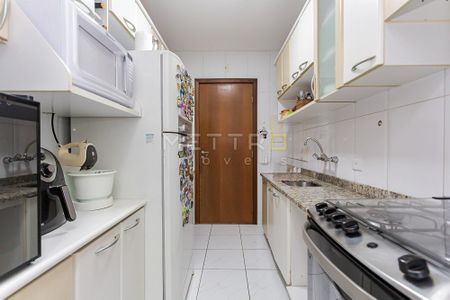 30_photo/94dce371a5.f51e5f52abb643d0-ATLAS-590cc87e-0bfa-411c-941c-35d34c4f9532.jpg de apartamento à venda com 3 quartos, 82m² em Vila Izabel, Curitiba