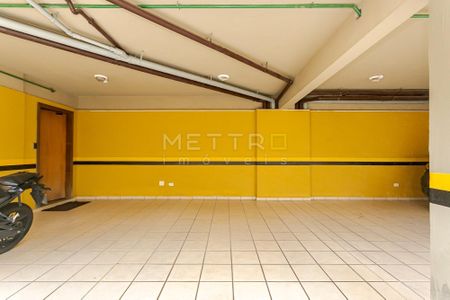 36_photo/94dce371a5.f51e5f52abb643d0-ATLAS-ace30298-1426-4e4b-8f48-4bb045f140d4.jpg de apartamento à venda com 3 quartos, 82m² em Vila Izabel, Curitiba