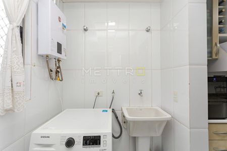 32_photo/94dce371a5.f51e5f52abb643d0-ATLAS-fb34ad83-cb9b-4fb6-accb-534bd542d8e9.jpg de apartamento à venda com 3 quartos, 82m² em Vila Izabel, Curitiba