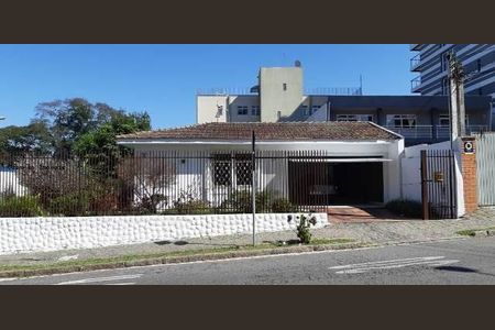 2_photo/94dce371f5.c696d6dfecea6f1c-ATLAS-c9ef56ab-d3a1-4175-aed1-327ee77ae73b.jpg de casa à venda com 3 quartos, 171m² em Portão, Curitiba