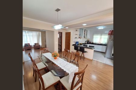 7_photo/94dce372f3.2b57347f83d48e3d-ATLAS-705bdfb8-142b-49a5-a30d-2b1b39769d07.jpg de casa à venda com 4 quartos, 288m² em Portão, Curitiba