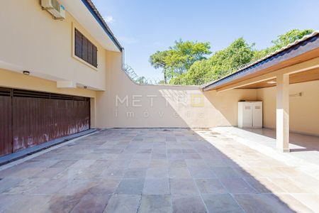 8_photo/94dce37337.58bd705d978bfb04-ATLAS-b40e378a-94bf-470e-9d8b-d7384b153d1a.jpg de casa à venda com 3 quartos, 360m² em Santa Quiteria, Curitiba