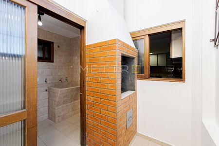 3_photo/94dce37337.58bd705d978bfb04-ATLAS-d2b06a87-ce01-44ca-9fb2-2947cb9ac9d4.jpg de casa à venda com 3 quartos, 360m² em Santa Quiteria, Curitiba