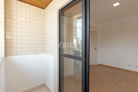 5_photo/94dce37345.af0ca59a0372b511-ATLAS-3b780382-d597-4f1a-bc11-b172ec0c27db.jpg de casa para alugar com 3 quartos, 135m² em Santa Quiteria, Curitiba