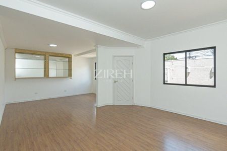 3_photo/94dce37345.af0ca59a0372b511-ATLAS-88cb4157-5b9b-4e2d-a694-2c3427504490.jpg de casa para alugar com 3 quartos, 135m² em Santa Quiteria, Curitiba