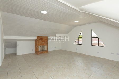 19_photo/94dce37345.af0ca59a0372b511-ATLAS-d11028f4-a113-4a1b-b746-57a8dbf2a835.jpg de casa para alugar com 3 quartos, 135m² em Santa Quiteria, Curitiba