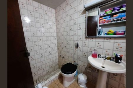 5_photo/94dce37357.4836e9d4ae753125-ATLAS-67279c8a-38b2-470f-9a06-891aeb2f45dc.jpg de casa à venda com 4 quartos, 230m² em Santa Quiteria, Curitiba