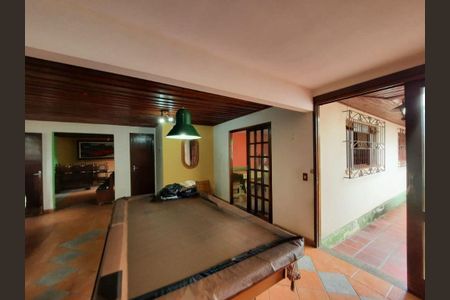 6_photo/94dce37357.4836e9d4ae753125-ATLAS-767bd4cc-a1aa-48fa-96bf-a57e9d24a21c.jpg de casa à venda com 4 quartos, 230m² em Santa Quiteria, Curitiba