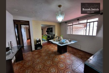 6_photo/94dce37357.4836e9d4ae753125-ATLAS-c33db738-d620-4d20-b6c0-4629a1f968ab.jpg de casa à venda com 4 quartos, 230m² em Santa Quiteria, Curitiba