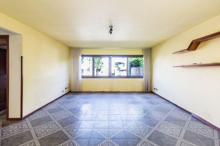 7_photo/94dce3749b.72c99cad9401b729-ATLAS-43daa720-b46a-4bf3-ba53-aec5c0f7f86d.jpg de casa à venda com 4 quartos, 308m² em Portão, Curitiba
