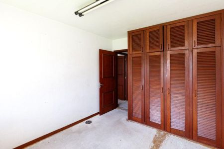 34_photo/94dce3749b.72c99cad9401b729-ATLAS-7d873310-433d-478e-b4b2-1e953d4ec2b3.jpg de casa à venda com 4 quartos, 308m² em Portão, Curitiba