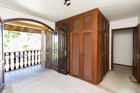 22_photo/94dce3749b.72c99cad9401b729-ATLAS-d35bf882-275f-4365-919d-66cf5e8e5561.jpg de casa à venda com 4 quartos, 308m² em Portão, Curitiba