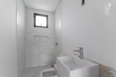 4_photo/94dce374bb.0e099e546e9bfade-ATLAS-200bce7b-16ec-46e9-9708-b3be94e9722d.jpg de casa à venda com 3 quartos, 187m² em Portão, Curitiba