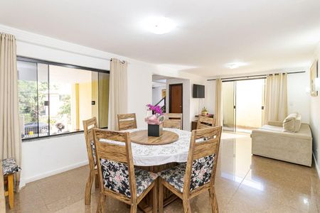 10_photo/94dce374cb.e9744f0b397a6472-ATLAS-32be9072-e136-415d-84b3-8e7dc6adde77.jpg de casa à venda com 5 quartos, 250m² em Santa Quiteria, Curitiba