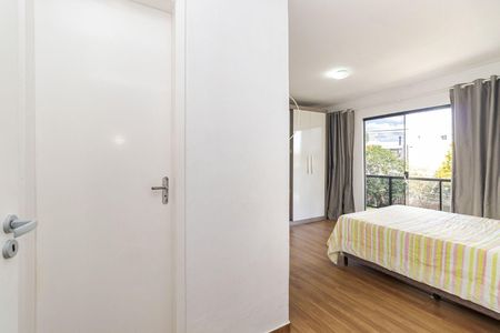 11_photo/94dce374cb.e9744f0b397a6472-ATLAS-32f0ca47-28ba-444b-96ee-2b1cebaa4baa.jpg de casa à venda com 5 quartos, 250m² em Santa Quiteria, Curitiba