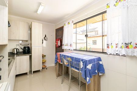 29_photo/94dce374cb.e9744f0b397a6472-ATLAS-3914a36e-e245-4e4a-9de0-d69b273f7b5f.jpg de casa à venda com 5 quartos, 250m² em Santa Quiteria, Curitiba