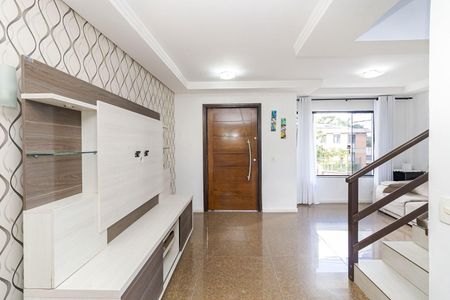 17_photo/94dce374cb.e9744f0b397a6472-ATLAS-3d05b0df-89d1-45a4-b302-2cb1bafb10a8.jpg de casa à venda com 5 quartos, 250m² em Santa Quiteria, Curitiba