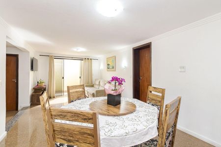 8_photo/94dce374cb.e9744f0b397a6472-ATLAS-7feef937-27a9-4583-98eb-6dbc2cb3029d.jpg de casa à venda com 5 quartos, 250m² em Santa Quiteria, Curitiba