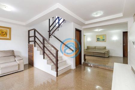 5_photo/94dce374cb.f90487352ec1cd4c-ATLAS-25a475b5-8c1a-4ee9-8a25-d732500dbf4c.jpg de casa à venda com 5 quartos, 250m² em Santa Quiteria, Curitiba