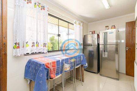 7_photo/94dce374cb.f90487352ec1cd4c-ATLAS-2e8e8d4b-dbf1-4ceb-9e16-1ba0ae819841.jpg de casa à venda com 5 quartos, 250m² em Santa Quiteria, Curitiba