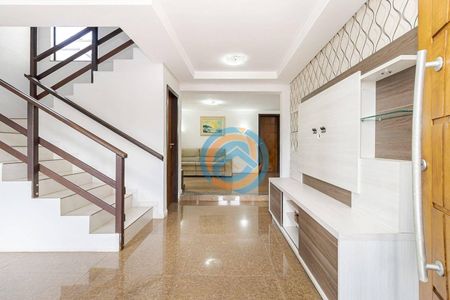 21_photo/94dce374cb.f90487352ec1cd4c-ATLAS-e0dc0c16-e718-4f36-b23d-e061d5786bd5.jpg de casa à venda com 5 quartos, 250m² em Santa Quiteria, Curitiba