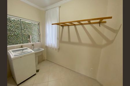 5_photo/94dce374d3.040929e4059d90de-ATLAS-a4c5a774-4567-4ecb-9c8f-a29aed4df355.jpg de casa à venda com 3 quartos, 251m² em Santa Quiteria, Curitiba