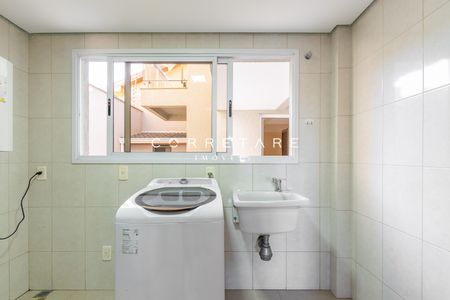 8_photo/94dce3751d.d881307b5135e420-ATLAS-e3ae4285-b7b4-4a2b-b2f8-2a0986e026c2.jpg de casa à venda com 4 quartos, 308m² em Santa Quiteria, Curitiba